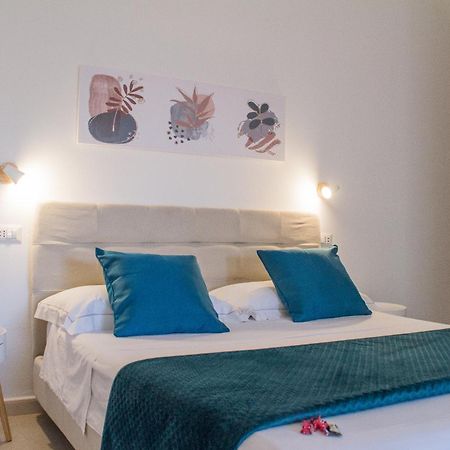 B&B Jolie Suite Villasimius Buitenkant foto