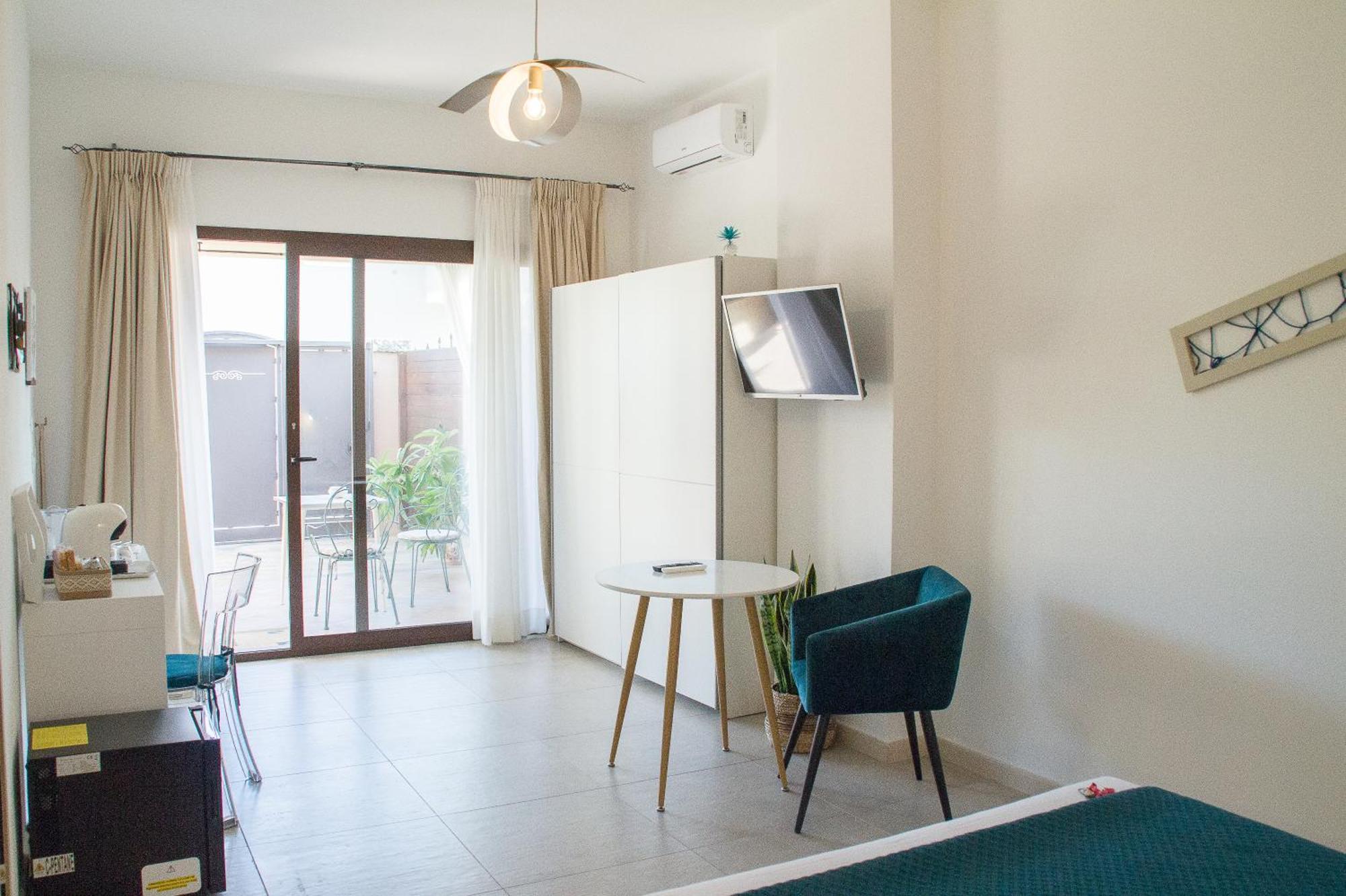 B&B Jolie Suite Villasimius Buitenkant foto
